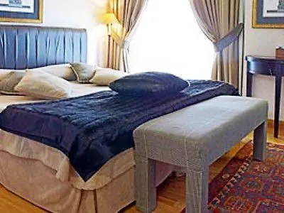 Primarolia Art 3* Patras